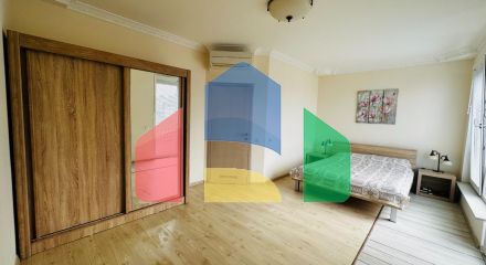 Three-storey villa in Italian style
