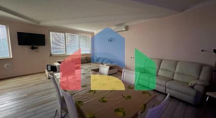 Трехэтажная вилла в итальянском стиле