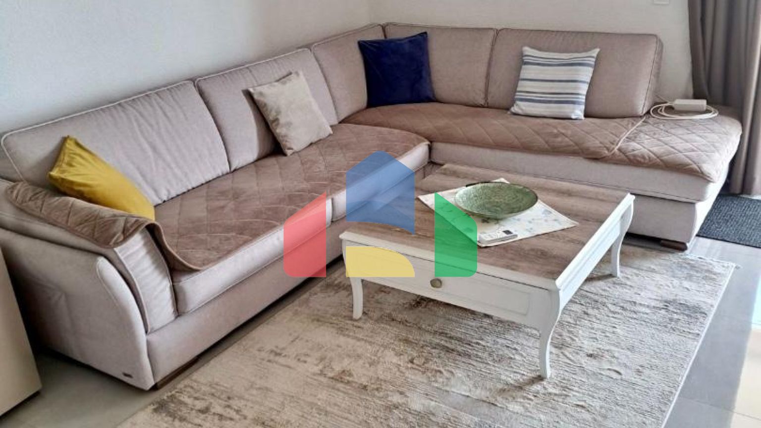 Квартира с 1 спальней в Добры воды с видом на море.