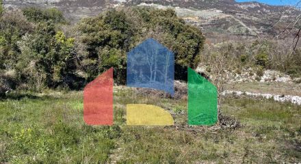 Large urbanized plot with sea views in Dobra Voda.