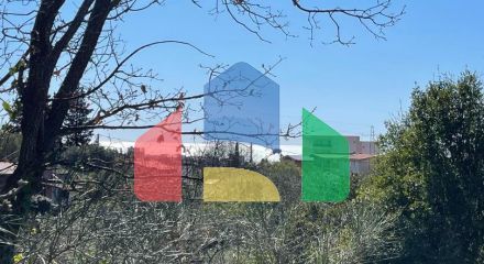 Large urbanized plot with sea views in Dobra Voda.