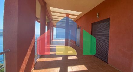 Пентхаус в комплексе на 1 линии Добра Вода