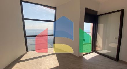 Пентхаус в комплексе на 1 линии Добра Вода