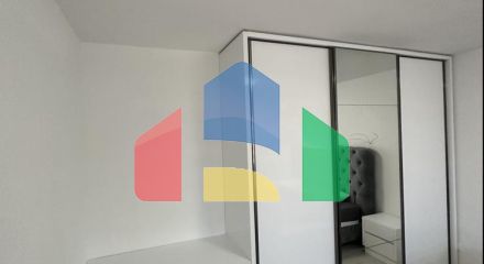Новая трехэтажная вилла с бассейном в Добра Вода, Бар