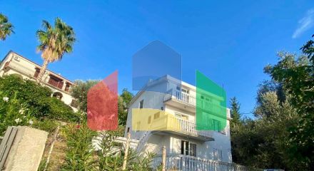 House with sea views, 8 minutes walk to the beach in Dobry Vody.