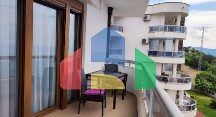 Apartment in Dobra Voda in a gated complex with a swimming pool