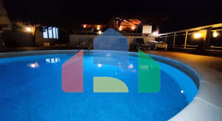 Apartment in Dobra Voda in a gated complex with a swimming pool