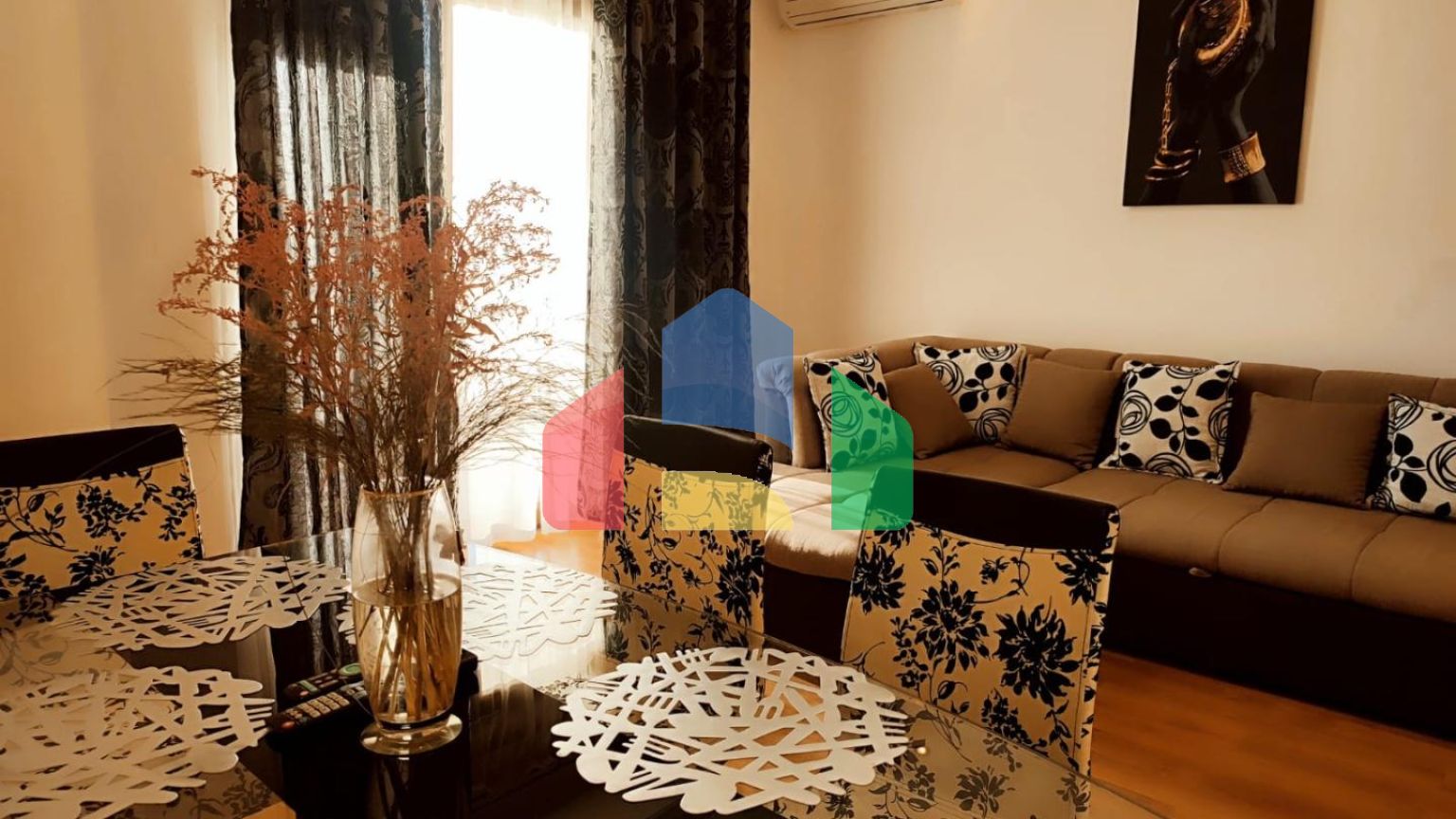 Квартира в Добра Вода в закрытом комплексе с бассейном