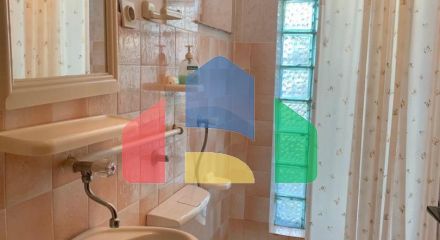 Просторный дом в Добры воды с панорамным видом на море, не далеко от пляжа. Просторный дом в Добры воды с панорамным видом на море, не далеко от пляжа.