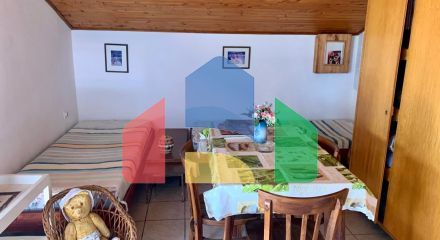 Просторный дом в Добры воды с панорамным видом на море, не далеко от пляжа. Просторный дом в Добры воды с панорамным видом на море, не далеко от пляжа.