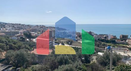 Просторный дом в Добры воды с панорамным видом на море, не далеко от пляжа. Просторный дом в Добры воды с панорамным видом на море, не далеко от пляжа.