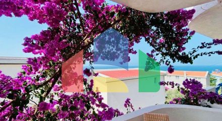 Просторная квартира с 1 спальней, видом на море в Добры воды.