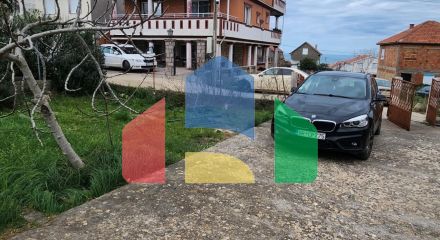 Two-storey house 180m2 for renovation with a large plot of land 600m2 in the village of Dobra Voda