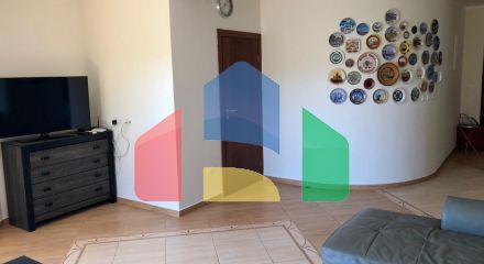 Апартаменты с двумя спальнями на первой линии моря в Добрых Водах