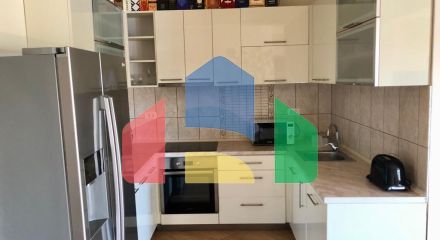 Апартаменты с двумя спальнями на первой линии моря в Добрых Водах