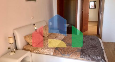 Апартаменты с двумя спальнями на первой линии моря в Добрых Водах