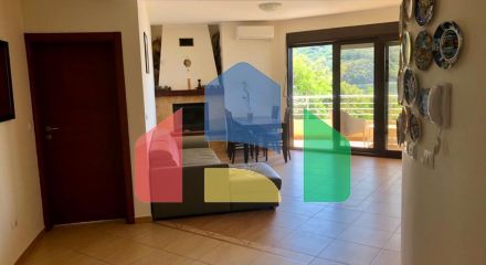 Апартаменты с двумя спальнями на первой линии моря в Добрых Водах