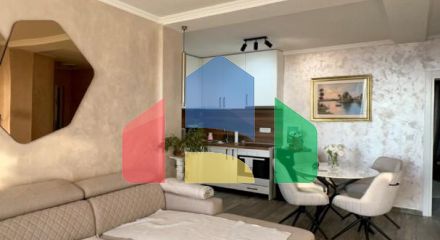 Квартира с 1 спальней и видом на море в доме с бассейном в Добры воды.