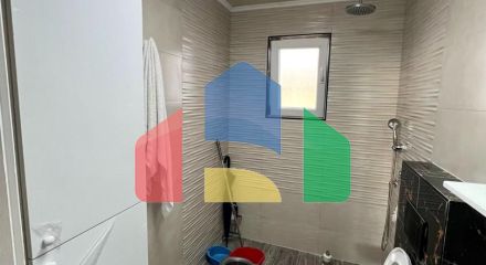 Квартира с 1 спальней и видом на море в доме с бассейном в Добры воды.