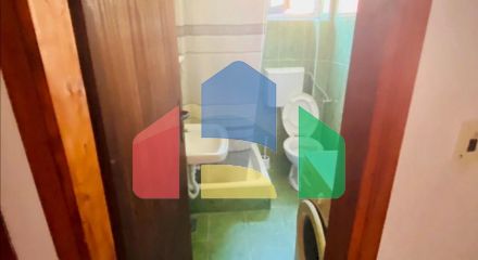 Дом с апартаментами в 5 минутах от пляжа в Добры воды