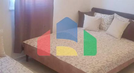 Дом с апартаментами в 5 минутах от пляжа в Добры воды