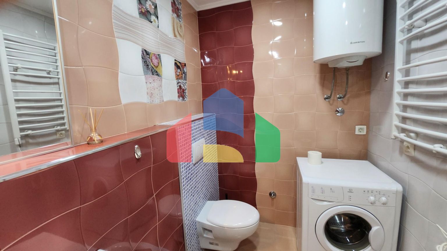 Квартира с панорамным видом на море в комплексе с бассейном, 126м2