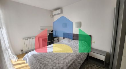 Квартира с панорамным видом на море в комплексе с бассейном, 126м2