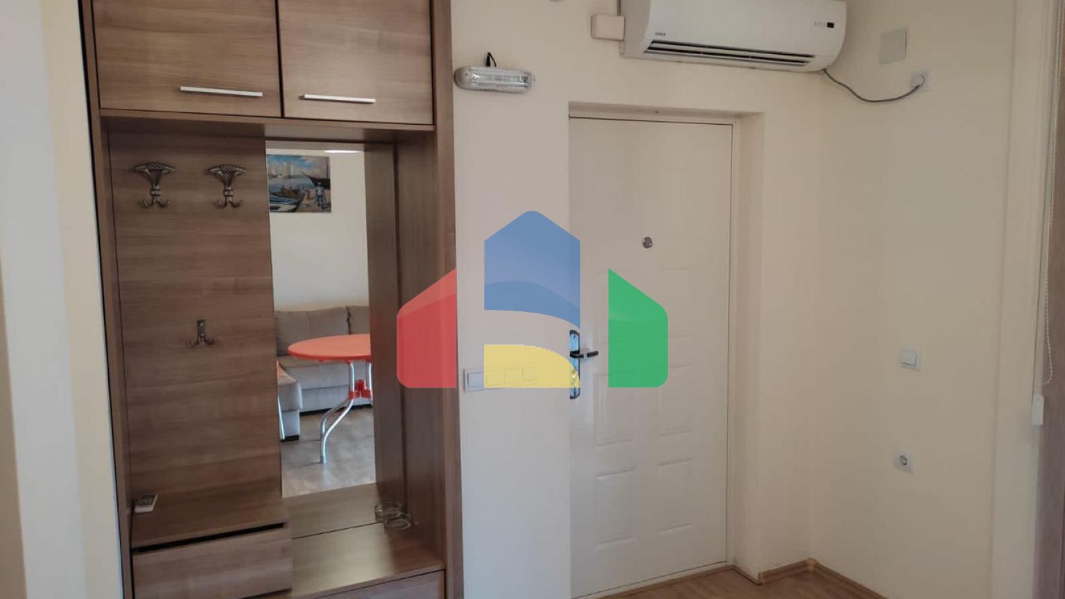 Предлагается к продаже квартира с 3-мя спальнями в Добрых Водах.