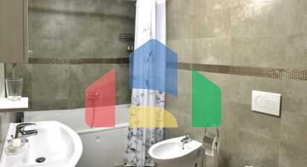 Квартира с 2 спальнями в Добра Вода на первой линии с бассейном