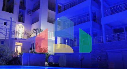 Квартира с 2 спальнями в Добра Вода на первой линии с бассейном