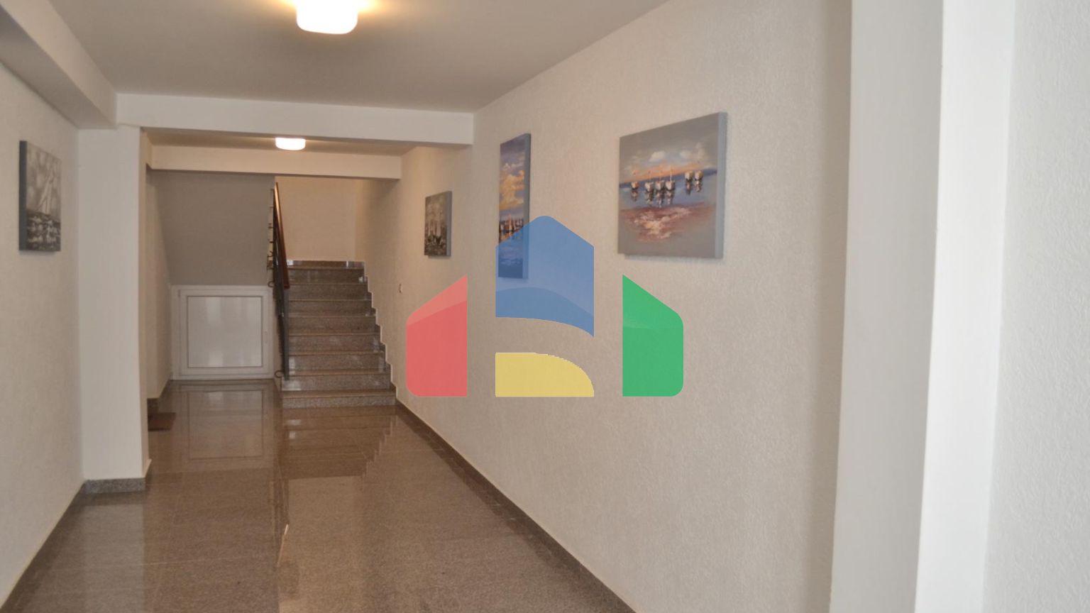 Квартира с 2 спальнями в Добра Вода на первой линии с бассейном