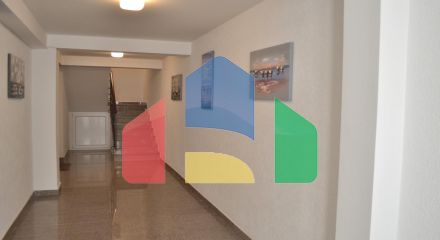 Квартира с 2 спальнями в Добра Вода на первой линии с бассейном