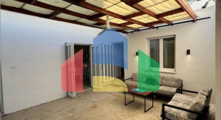 Предлагается к продаже Дом в Добра Воде ниже магистрали. Предлагается к продаже Дом в Добра Воде ниже магистрали.