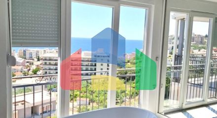 Apartment with 3 bedrooms and sea views in Dobry Voda