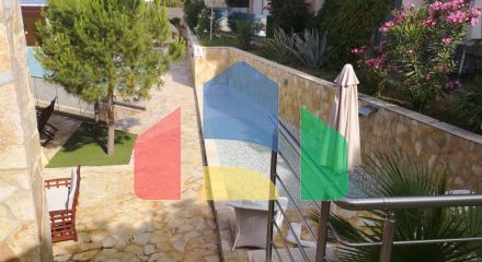 Квартира студия, на первой линии в туристическом поселке Добра Вода.