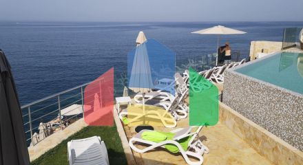 Квартира студия, на первой линии в туристическом поселке Добра Вода.