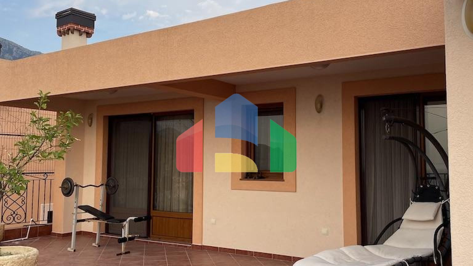 Продажа видовой квартиры площадью 222 м2 Черногория, Бар, Добры Воды