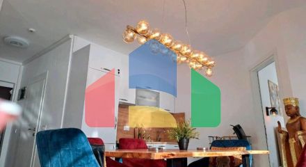 Современная и уютная квартира с 2 спальнями и потрясающим панорамным видом на море в Добры воды. Современная и уютная квартира с 2 спальнями и потрясающим панорамным видом на море в Добры воды.