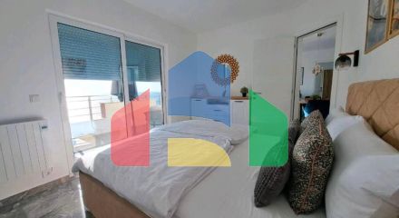 Современная и уютная квартира с 2 спальнями и потрясающим панорамным видом на море в Добры воды. Современная и уютная квартира с 2 спальнями и потрясающим панорамным видом на море в Добры воды.