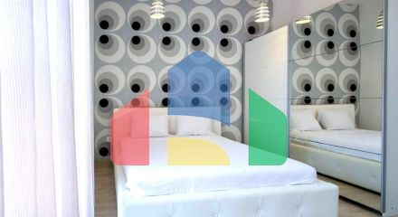 Квартира на первой линии с 2 спальнями, в комплексе с бассейном и прекрасным видом на море в Добры воды.