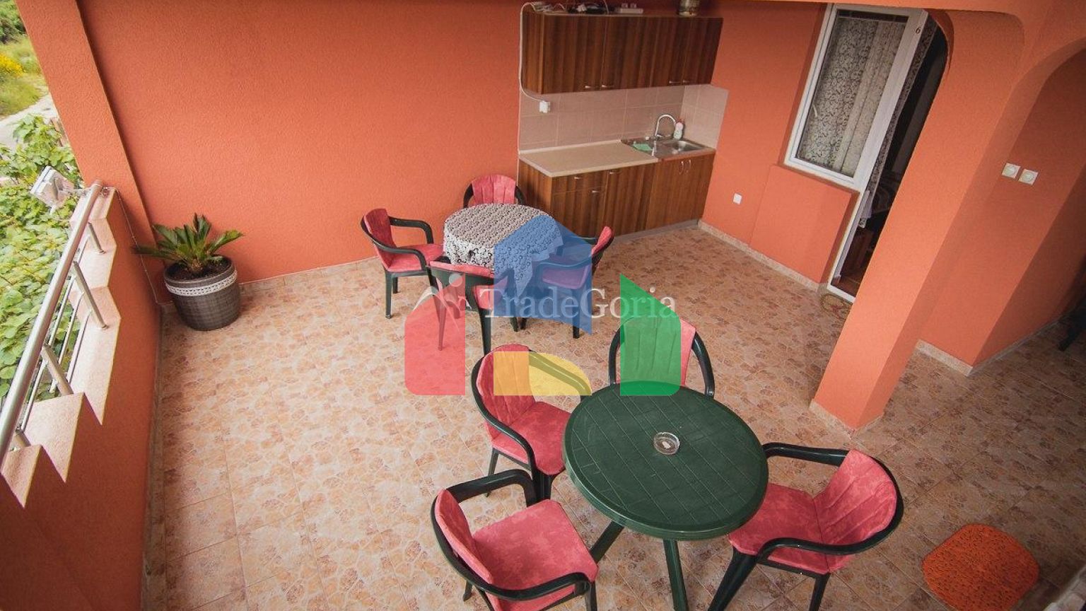 Срочная продажа отеля в курортном поселке Добра Вода