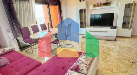 Просторная квартира с видом на море и бассейн в «Sveti Luka Apartaments»