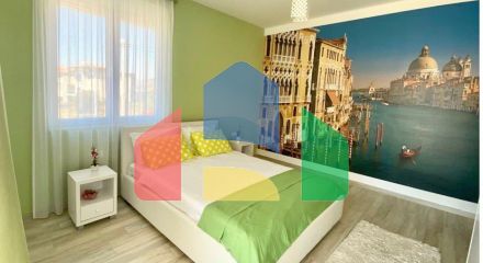 Spacious apartment on the first line with 2 bedrooms, in a complex with a swimming pool and a beautiful sea view in Dobry Vody.