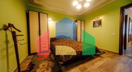 Трехуровневая вилла с бассейном и садом на побережье Черногории Трехуровневая вилла с бассейном и садом на побережье Черногории