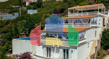 Трехуровневая вилла с бассейном и садом на побережье Черногории Трехуровневая вилла с бассейном и садом на побережье Черногории