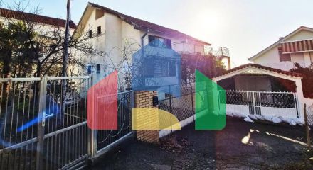 Продается 3-этажный легальный дом в Добра Вода, Отличная инвестиционная возможность.