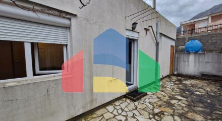 Продается уютный одноэтажный дом в туристическом поселке Добра Вода, готов к проживанию. Продается уютный одноэтажный дом в туристическом поселке Добра Вода, готов к проживанию.