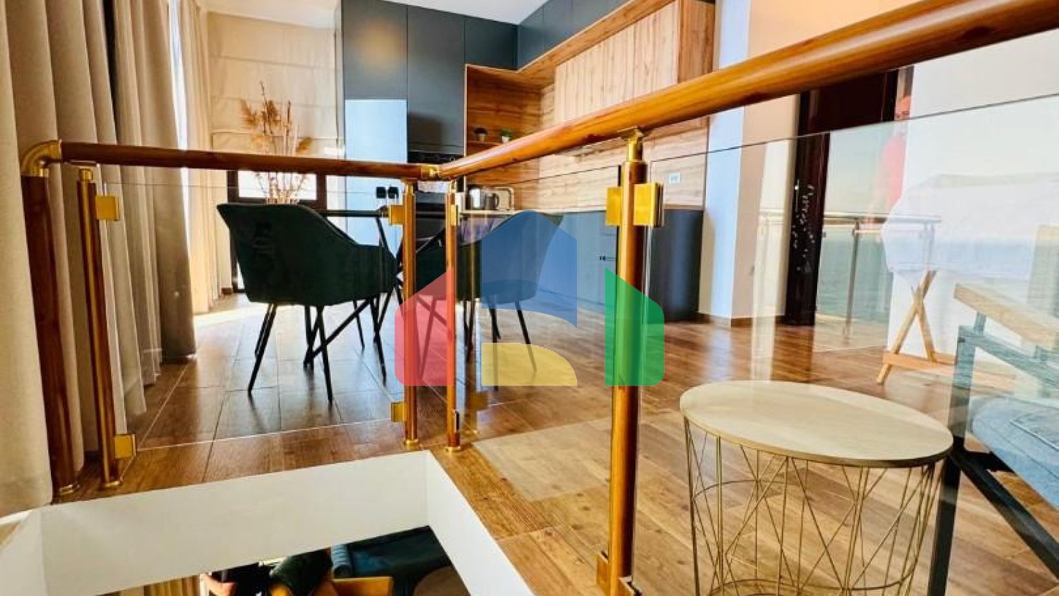 Вилла на первой береговой линии с собственным пляжем и бассейном