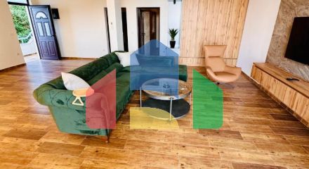 Вилла на первой береговой линии с собственным пляжем и бассейном