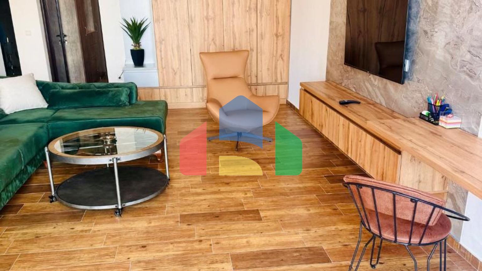 Вилла на первой береговой линии с собственным пляжем и бассейном